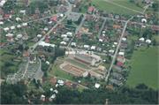 Hřiště Hutisko_2011- TDI není vidět ale on vidí na stavbě vše